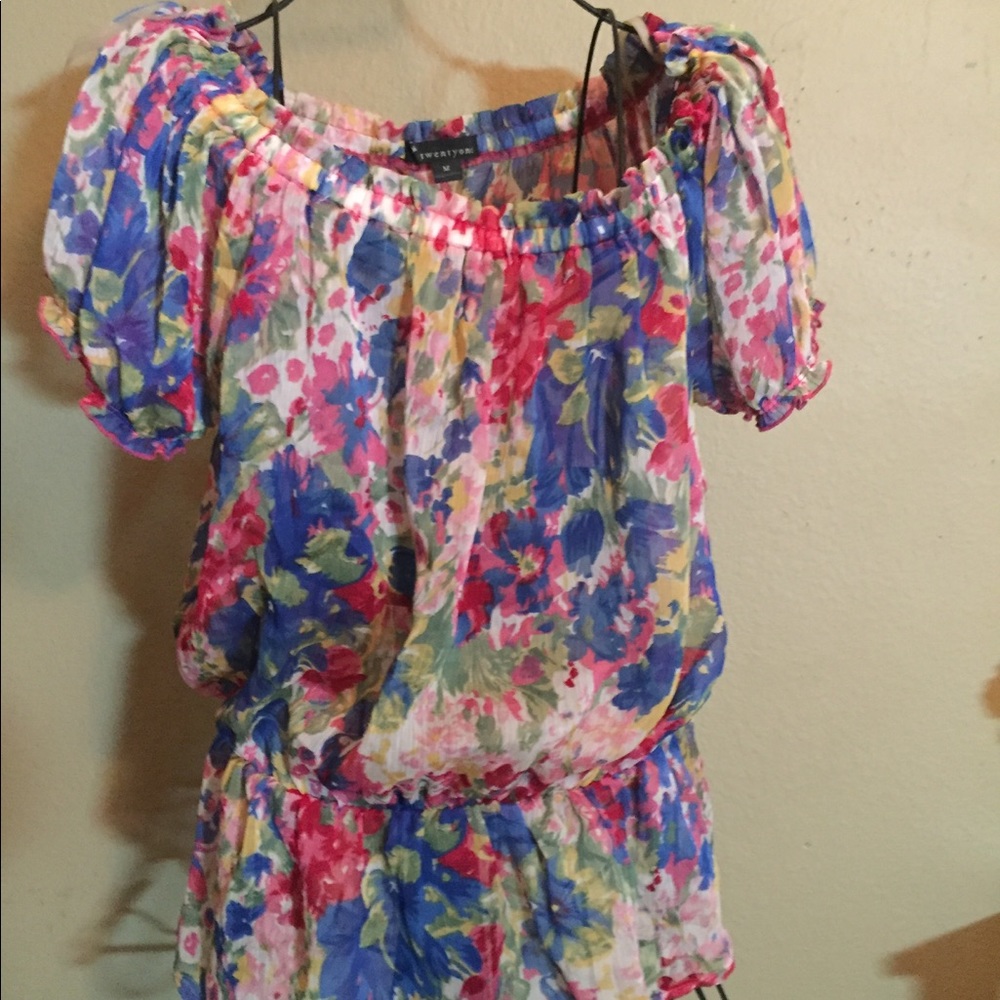 Forever 21 floral blouse